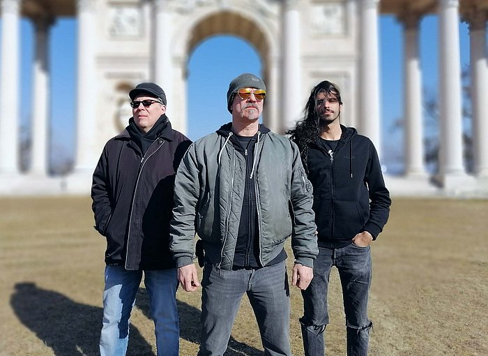 SCHIRENC plays PNGENT STENCH